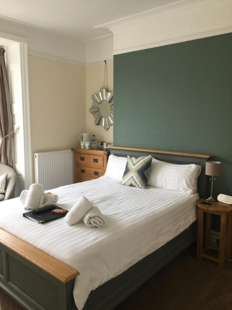 The Alendale Guesthouse Weymouth Buitenkant foto